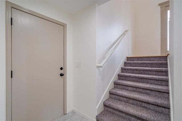 362 SW Chatham Place, Lee's Summit, MO 64082