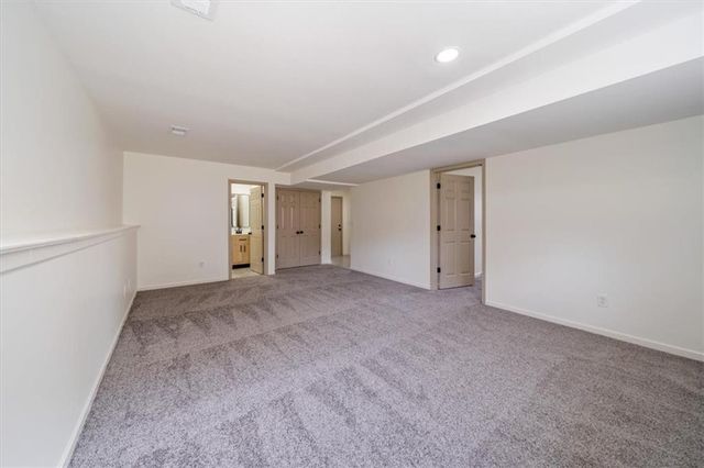362 SW Chatham Place, Lee's Summit, MO 64082