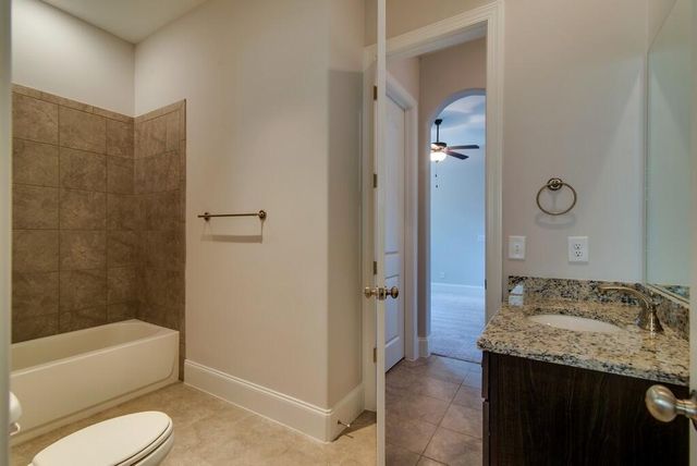 549 Houston Oaks Drive, Paris, KY 40361