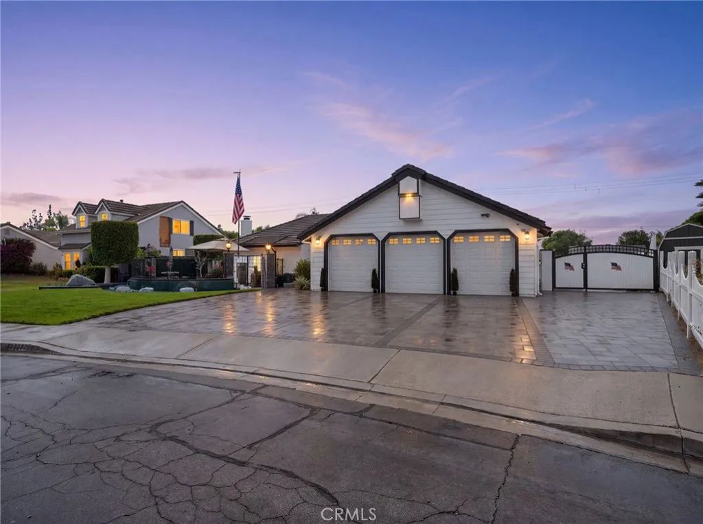 16740 Oak Burl, Yorba Linda, CA 92886