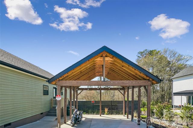 1709 N New Hope Road, Gastonia, NC 28054