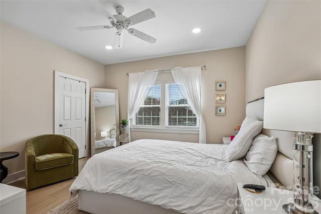 1709 N New Hope Road, Gastonia, NC 28054