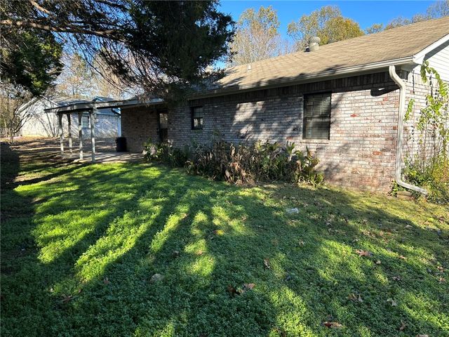 1505 N OSWEGO, Russellville, AR 72801