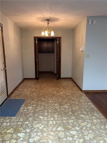 1505 N OSWEGO, Russellville, AR 72801