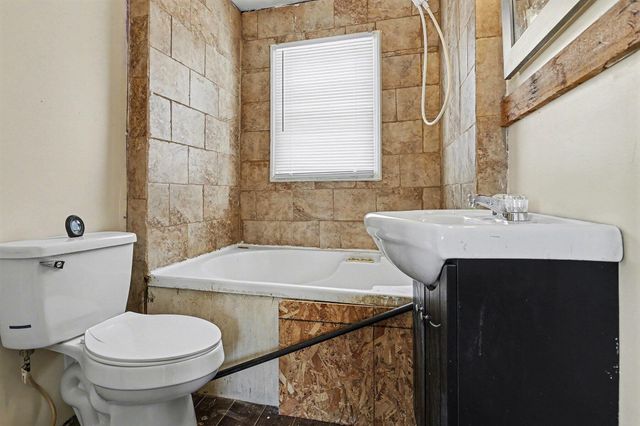 606 Hoyt Street, Michigan City, IN 46360