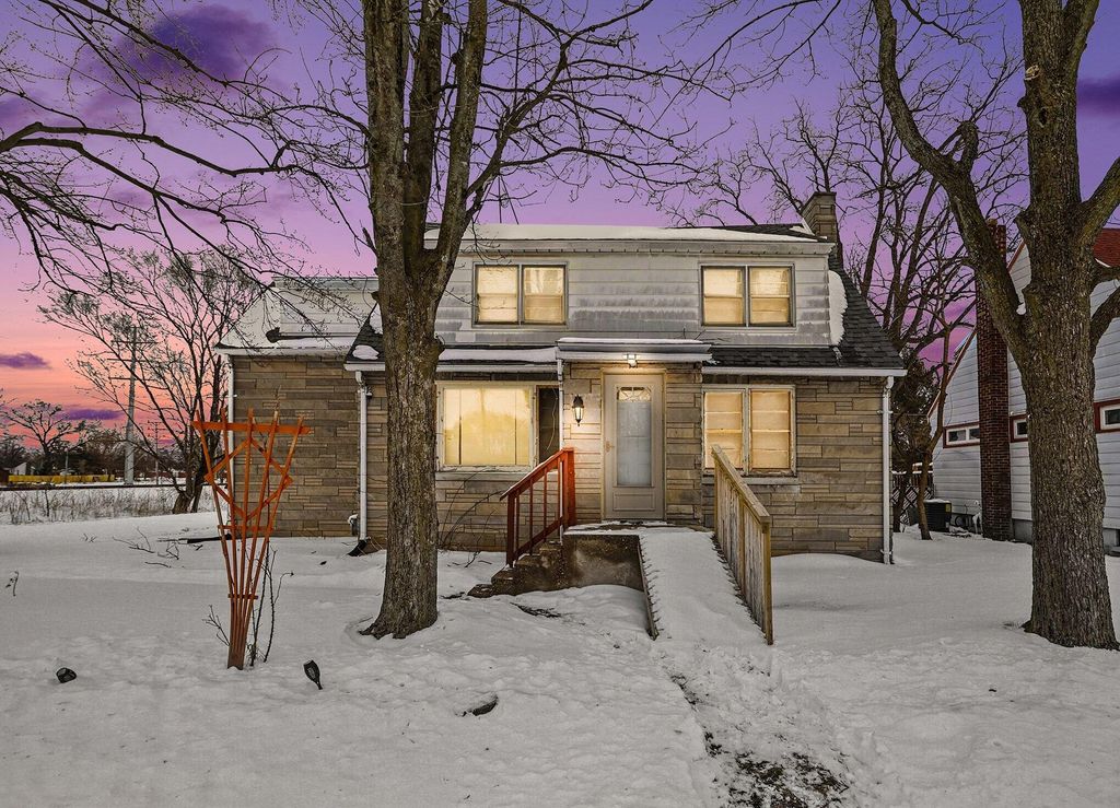 606 Hoyt Street, Michigan City, IN 46360