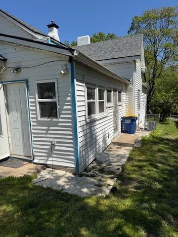 138 S Terrace Avenue, Liberty, MO 64068
