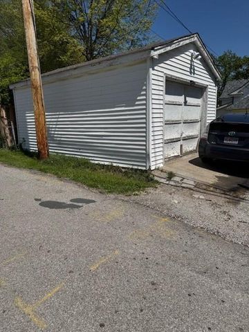 138 S Terrace Avenue, Liberty, MO 64068