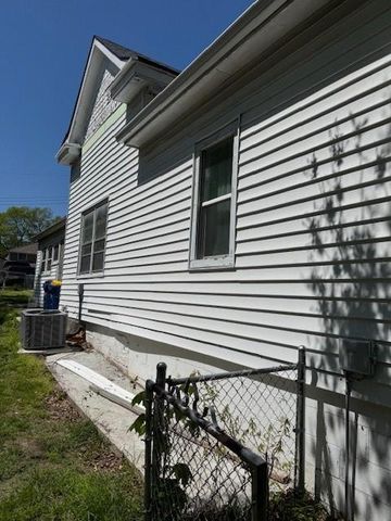 138 S Terrace Avenue, Liberty, MO 64068