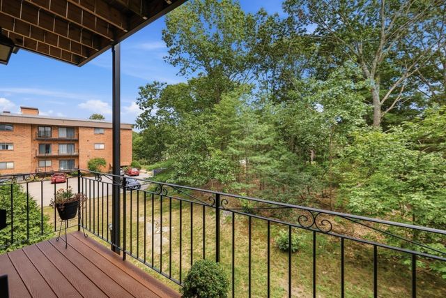 181 Littleton Rd 212, Chelmsford, MA 01824