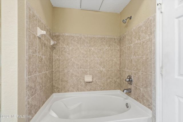 8539 GATE Parkway 9235, Jacksonville, FL 32216