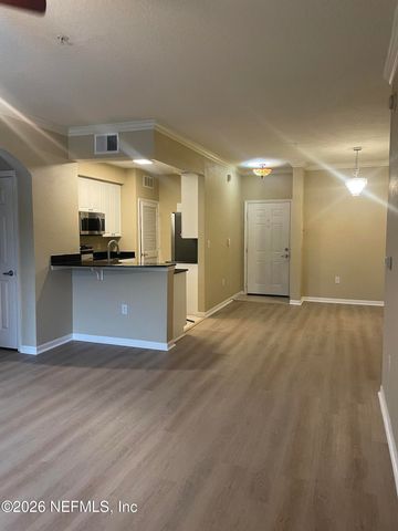 8539 GATE Parkway 9235, Jacksonville, FL 32216
