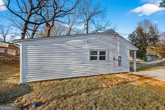 1686 Linda Circle SE, Marietta, GA 30060