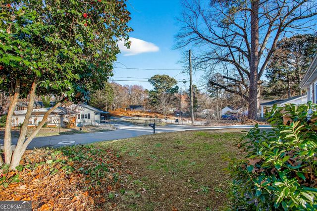 1686 Linda Circle SE, Marietta, GA 30060