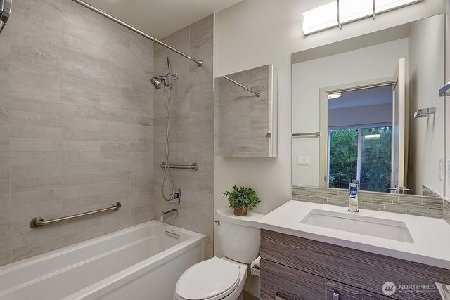 2218 NW 64th Street, Seattle, WA 98107