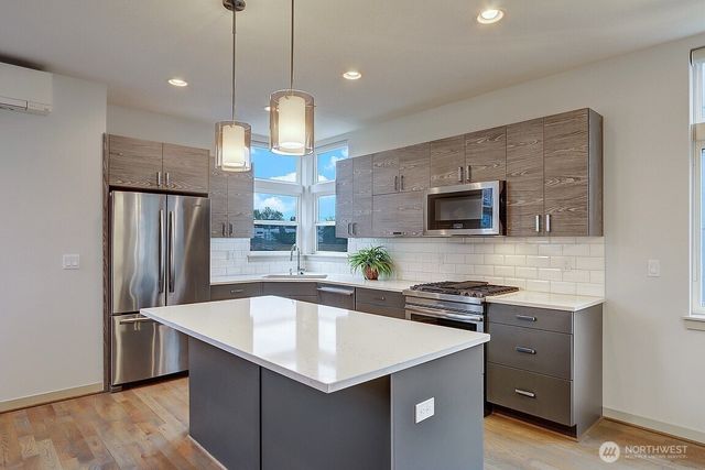2218 NW 64th Street, Seattle, WA 98107