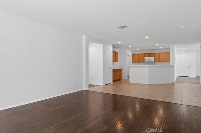 2804 Apolena, Palmdale, CA 93550