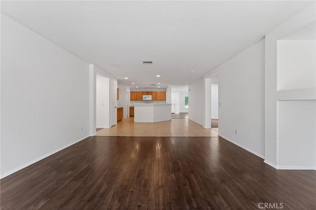 2804 Apolena, Palmdale, CA 93550
