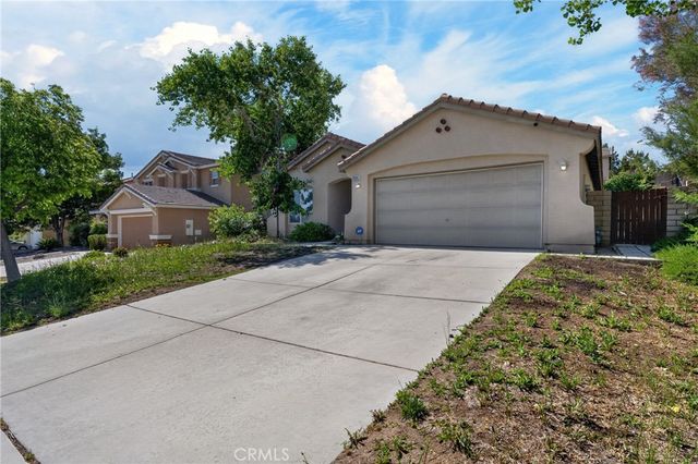 2804 Apolena, Palmdale, CA 93550