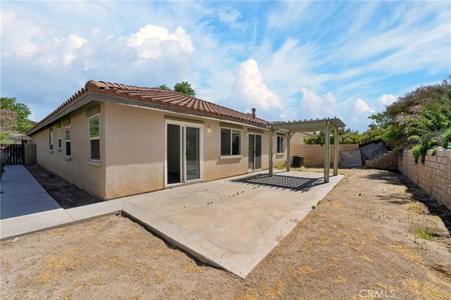 2804 Apolena, Palmdale, CA 93550