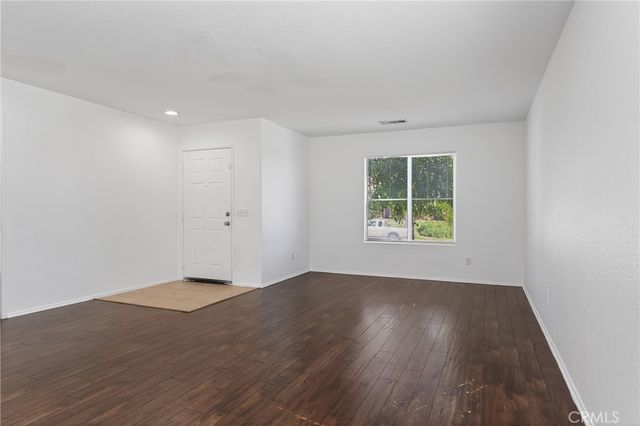 2804 Apolena, Palmdale, CA 93550