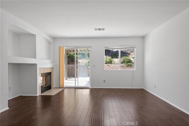 2804 Apolena, Palmdale, CA 93550