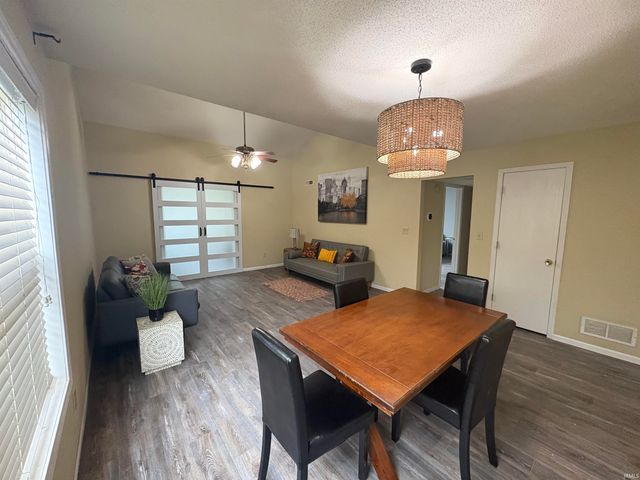 3901 Bushmill Drive, Bloomington, IN 47403