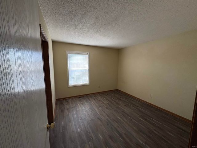 3901 Bushmill Drive, Bloomington, IN 47403