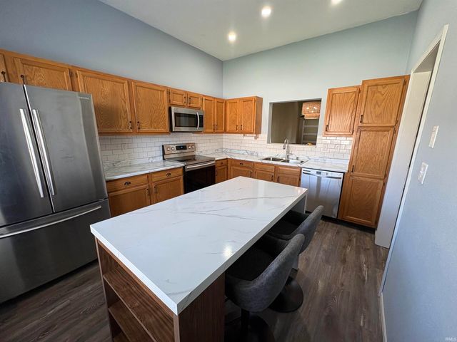 3901 Bushmill Drive, Bloomington, IN 47403