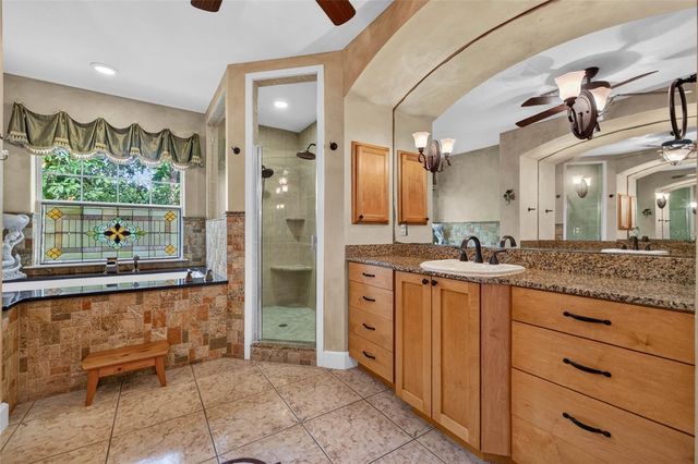 322 ROEBLING ROAD S, Belleair, FL 33756
