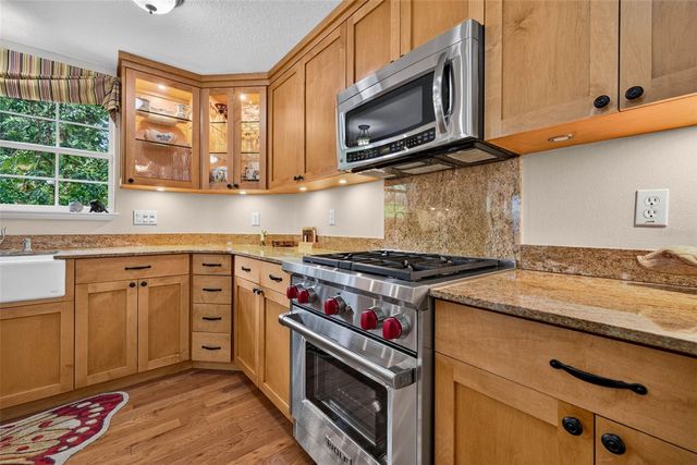 322 ROEBLING ROAD S, Belleair, FL 33756