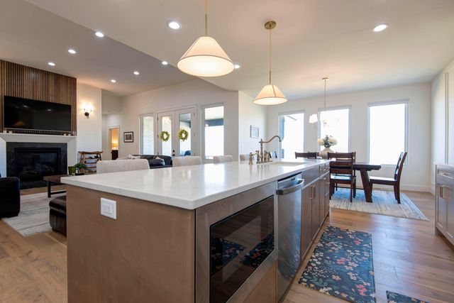 4835 E Silverado Road, Springfield, MO 65802