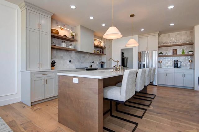 4835 E Silverado Road, Springfield, MO 65802