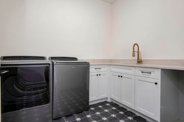 4835 E Silverado Road, Springfield, MO 65802