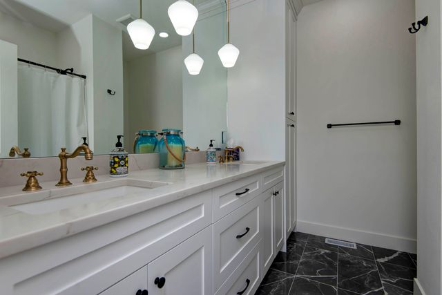 4835 E Silverado Road, Springfield, MO 65802