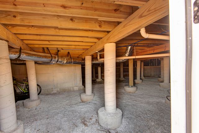 4835 E Silverado Road, Springfield, MO 65802