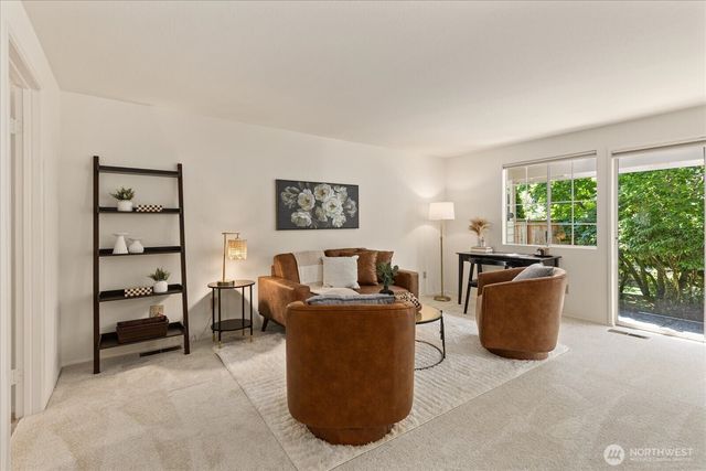 6631 114th Avenue SE, Bellevue, WA 98006