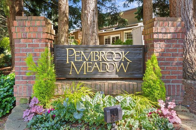 6631 114th Avenue SE, Bellevue, WA 98006