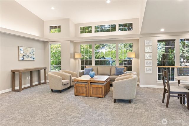 6631 114th Avenue SE, Bellevue, WA 98006