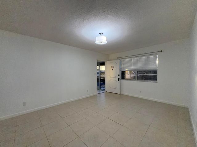 298 SW 6TH Street 1090, Boca Raton, FL 33432