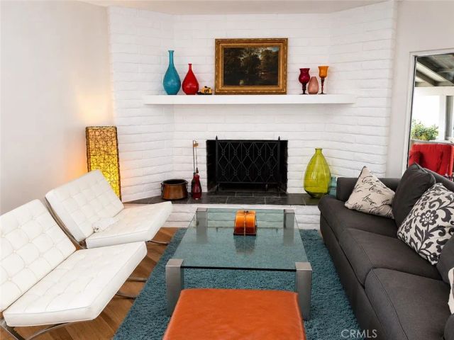 6600 Shoup Avenue, West Hills, CA 91307
