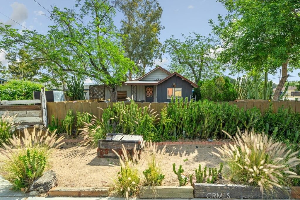7591 Cunningham, Highland, CA 92346