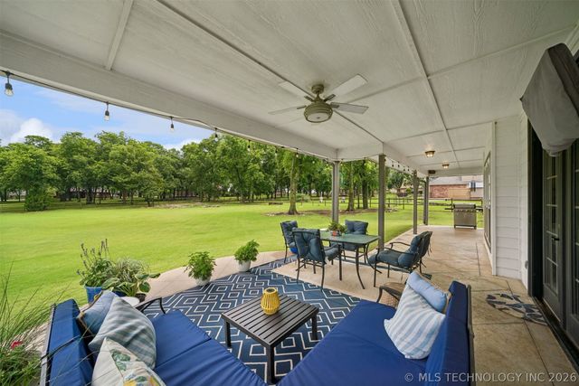 18722 E 79th Street North, Owasso, OK 74055