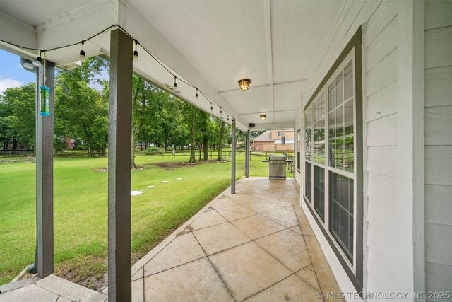 18722 E 79th Street North, Owasso, OK 74055