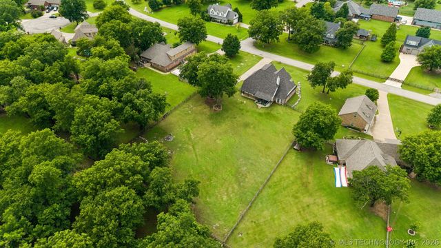 18722 E 79th Street North, Owasso, OK 74055