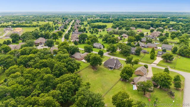 18722 E 79th Street North, Owasso, OK 74055