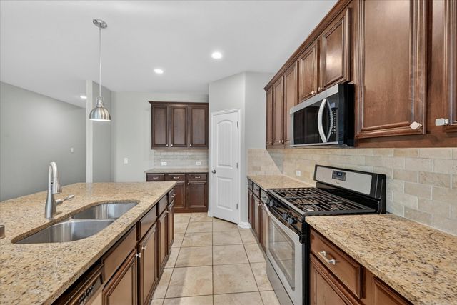 4104 Red Granite Lane, Mckinney, TX 75070