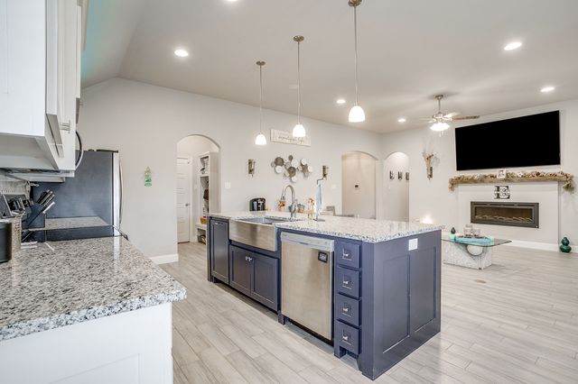 940 Sam Street, Springtown, TX 76082