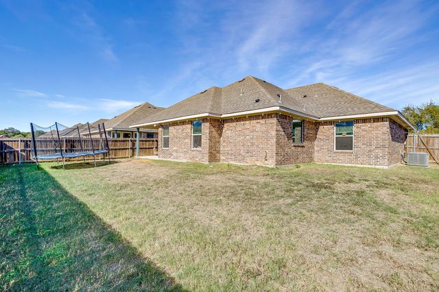 940 Sam Street, Springtown, TX 76082