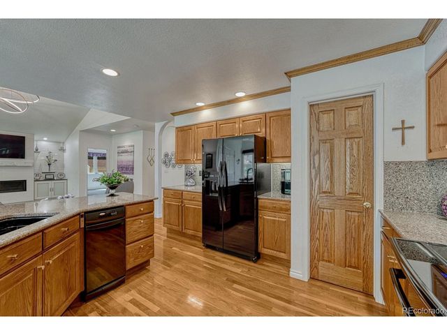 563 Columbine Ave, Broomfield, CO 80020